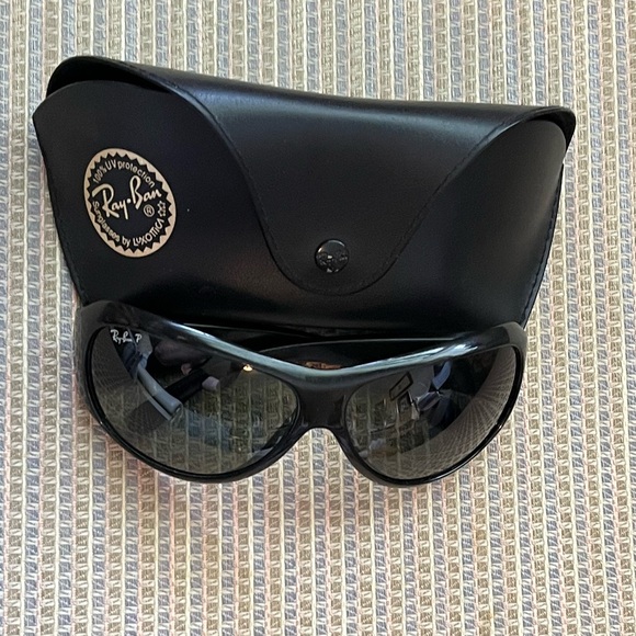 Ray Ban Sunglasses - Picture 1 of 3